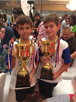 Los dos españoles Campeones Mundiales de Cálculo con Ábaco