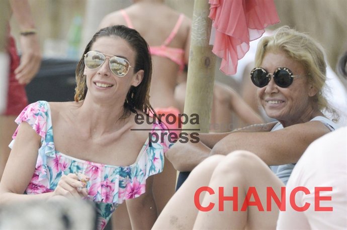 Mila Ximénez disfruta de unos días de vacaciones en familia