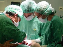 Imagen de operación de trasplante en Granada