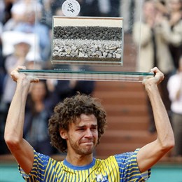 Kuerten se despide de su carrera en Roland Garros