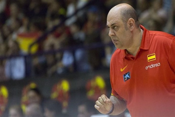Lucas Mondelo seleccionador español baloncesto femenino