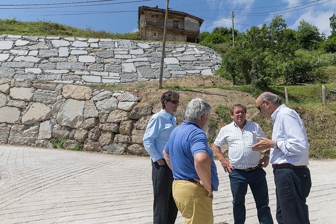 Mazón supervisa el acabado de los trabajos