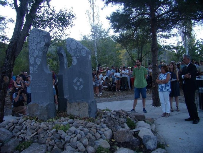 Homenaje en Biescas por el 20º aniversario de la tragedia