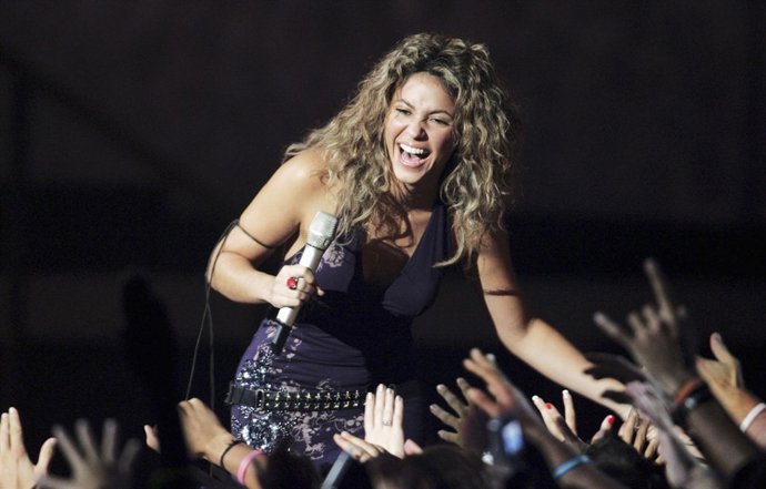 Shakira/ Getty