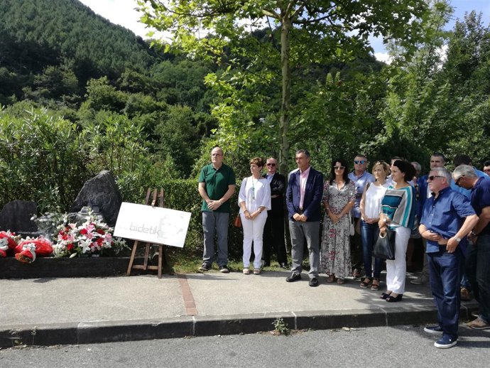 Homenaje a Joxe Mari Korta en Zumaia. 