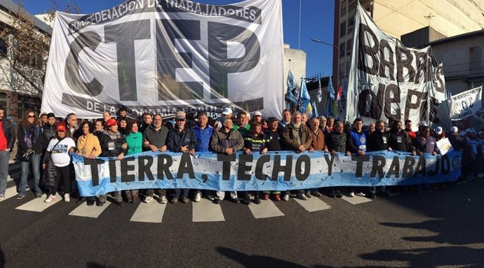 Manifestación 'Pan Paz y Trabajo' en Argentina