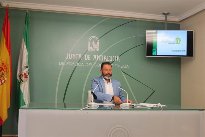 El delegado territorial de Fomento y Vivienda en Jaén, Rafael Valdivielso.