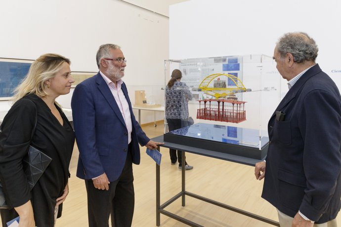 Inauguración de la exposición sobre Leonardo Torres Quevedo