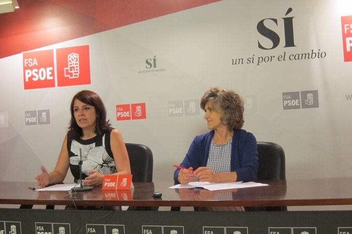 La diputada en el Congreso del PSOE, Adriana Lastra y la senadora Luisa Carcedo.