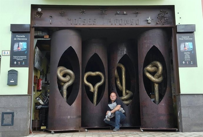 Imagen del conjunto escultórico 'Vida' de Moisés Afonso