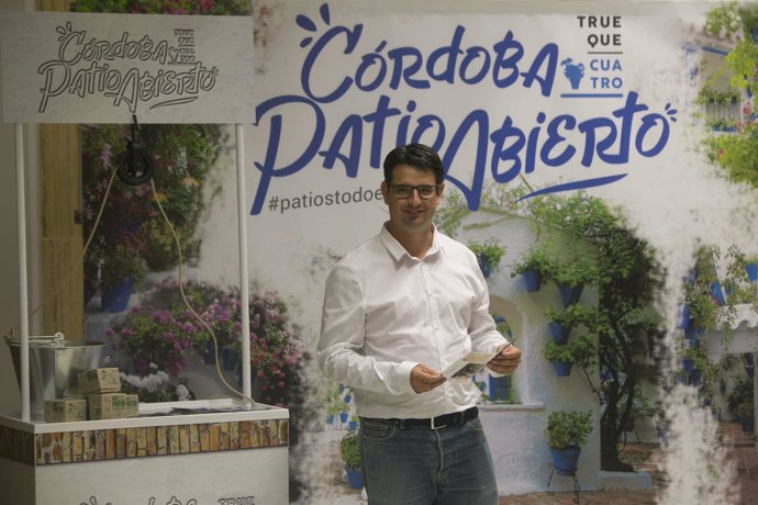 Pedro García en la presentación de la campaña