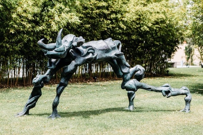 Exposición de esculturas tridimensionales de Dalí