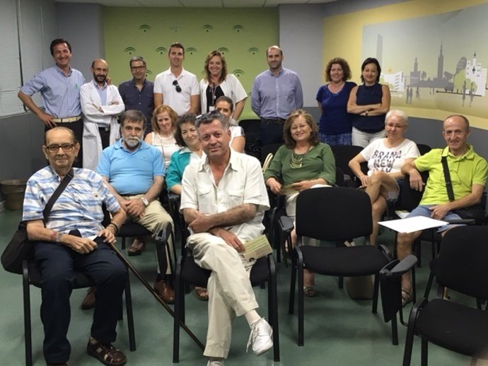 Hospital Macarena acoge un taller de enfermería.