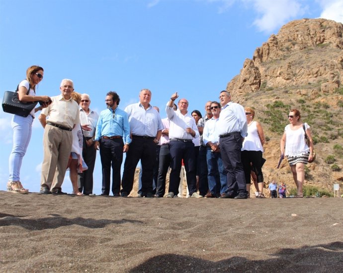 Pedro Antonio Sánchez visita la Bahía de Portmán
