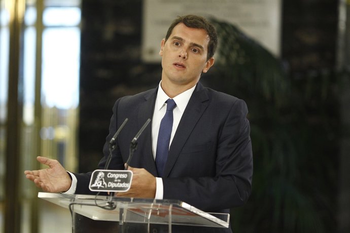 Rueda de prensa de Rivera tras su reunión con Rajoy