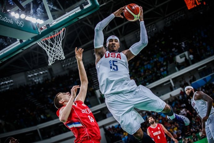 Carmelo Anthony en el Serbia - Estados Unidos