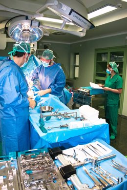 Intervención quirúrgica en el Hospital Universitario Ntra. Sra. De Candelaria