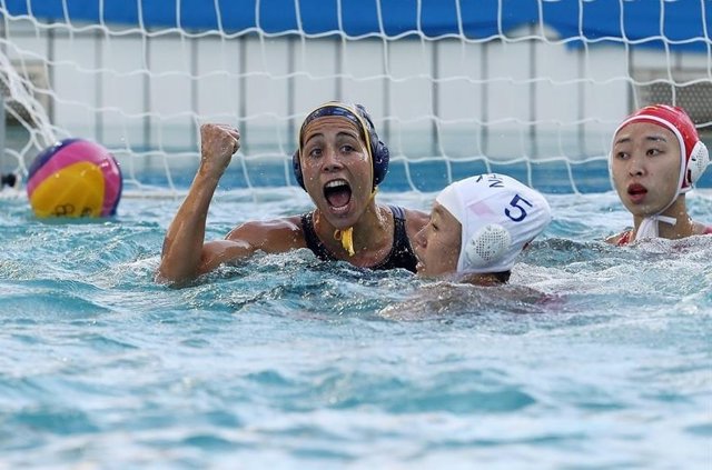 La selección española femenina de waterpolo vence a China en los JJOO