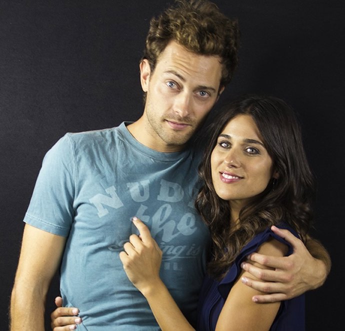 Iris Lezcano y Peter Vives, protagonistas de 'Mil cosas que haría por ti'