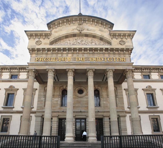 Facultad de Medicina de la Universidad de Barcelona (UB)