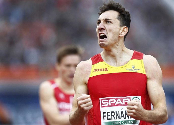 El atleta español Sergio Fernández, de 400 vallas