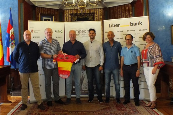 ^Resentación Campeonato De España De Ciclismo En Carretera En Categorías Junio Y