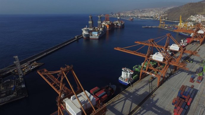 Terminal de contenedores del puerto de Santa Cruz de Tenerife