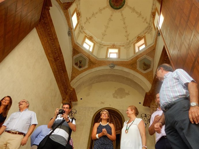 FOTO/ La Consejera De Cultura Visita La Capilla Del Cristo Del Socorro De La Cat