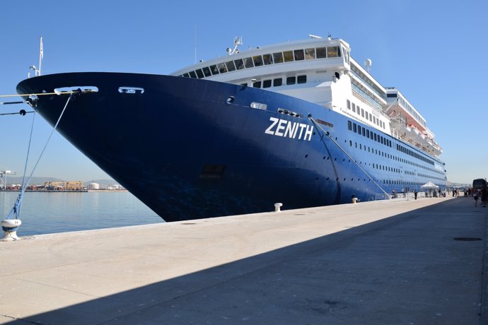 El crucero Zenith
