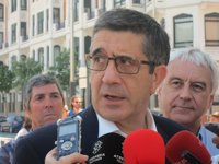 Patxi López subraya que será la Justicia y no el PSOE quien decida si Otegi es candidato