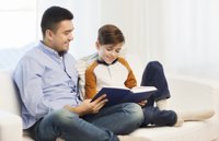 Consigue que la lectura sea un juego divertido para tu hijo
