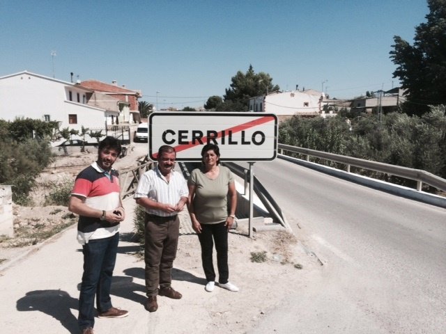 Viista a la carretera JA-7201 a su paso por El Cerrillo.