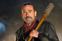 The Walking Dead: La escena de Negan  sin censura en el final de la 6ª temporada