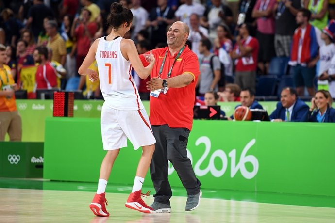 El seleccionador español de baloncesto femenino, Lucas Mondelo