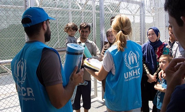 Voluntarios de Acnur en Grecia