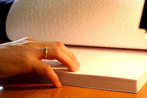 Libro en Braille