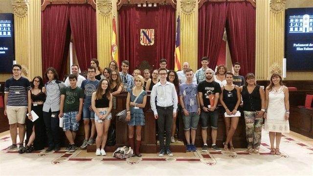 Foto de los participantes en la escuela de verano de la Canae