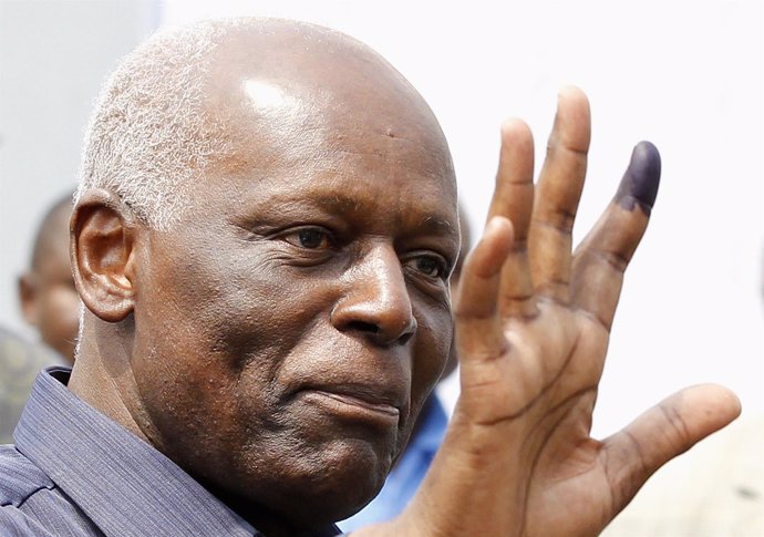 El presidente de Angola, José Eduardo dos Santos