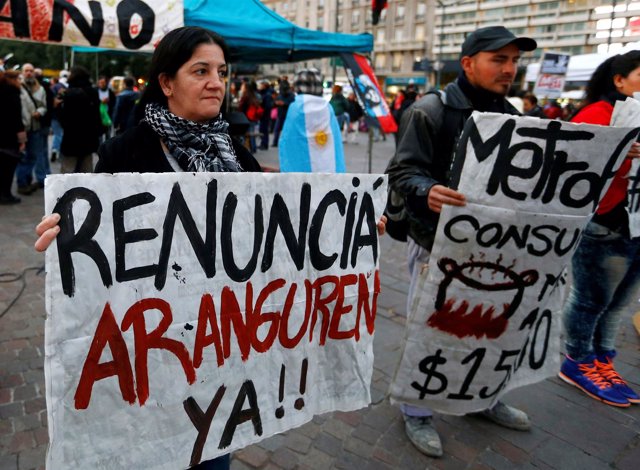 Protestas por el "tarifazo" en Argentina