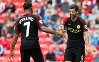 El Manchester City golea al Stoke City con doblete de Nolito