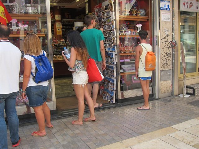 Turistas, turismo, Compras, Souvenirs, Postales, Establecimiento