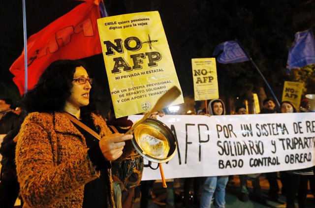 Protestas en Chile contra las AFP y las nuevas medidas de Bachelet