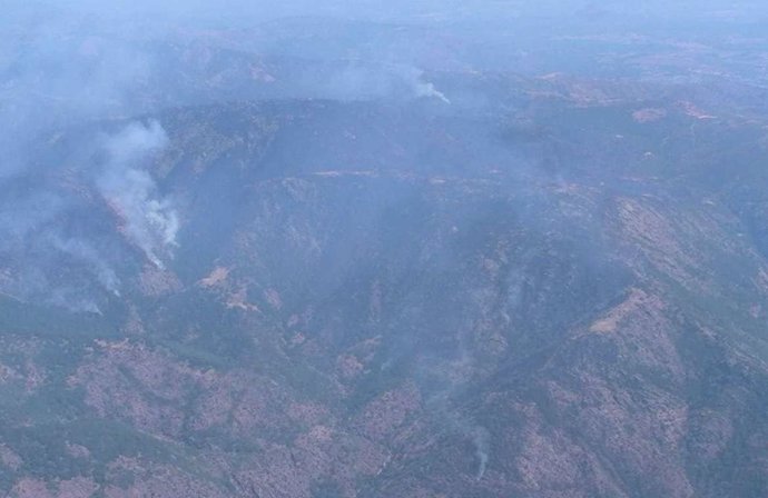 Mejora la situación en el incendio en la Garganta de los Infiernos