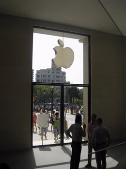 Apple Store De Paseo De Gracia Desde El Interior