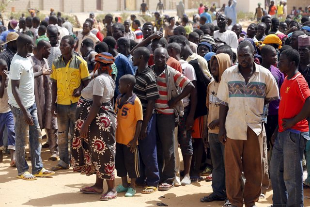 Mueren por  falta de agua y comida decenas de personas evacuadas en Nigeria. 