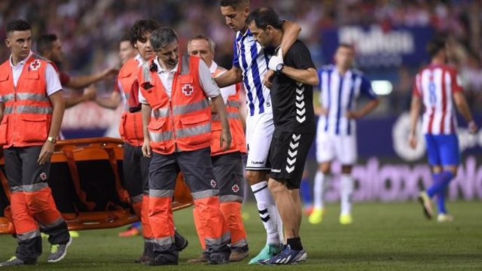 Zouhair Feddal se lesiona en el Atlético - Alavés