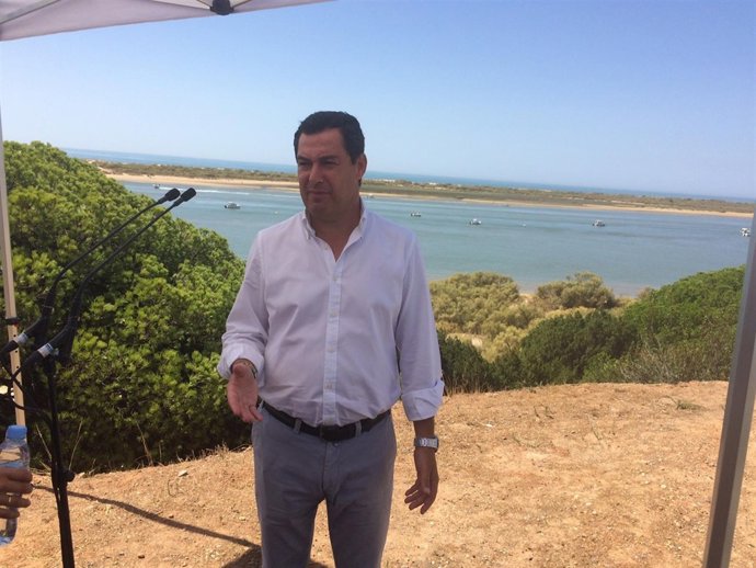 Juanma Moreno en Cartaya