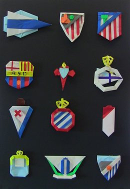 Escudos de clubes de fútbol en papiroflexia