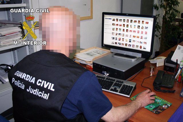 Guardia Civil investiga el material pedófilo hallado en el ordenador 