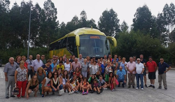Los participantes en la excursión organizada por el Ayuntamiento de Osornillo